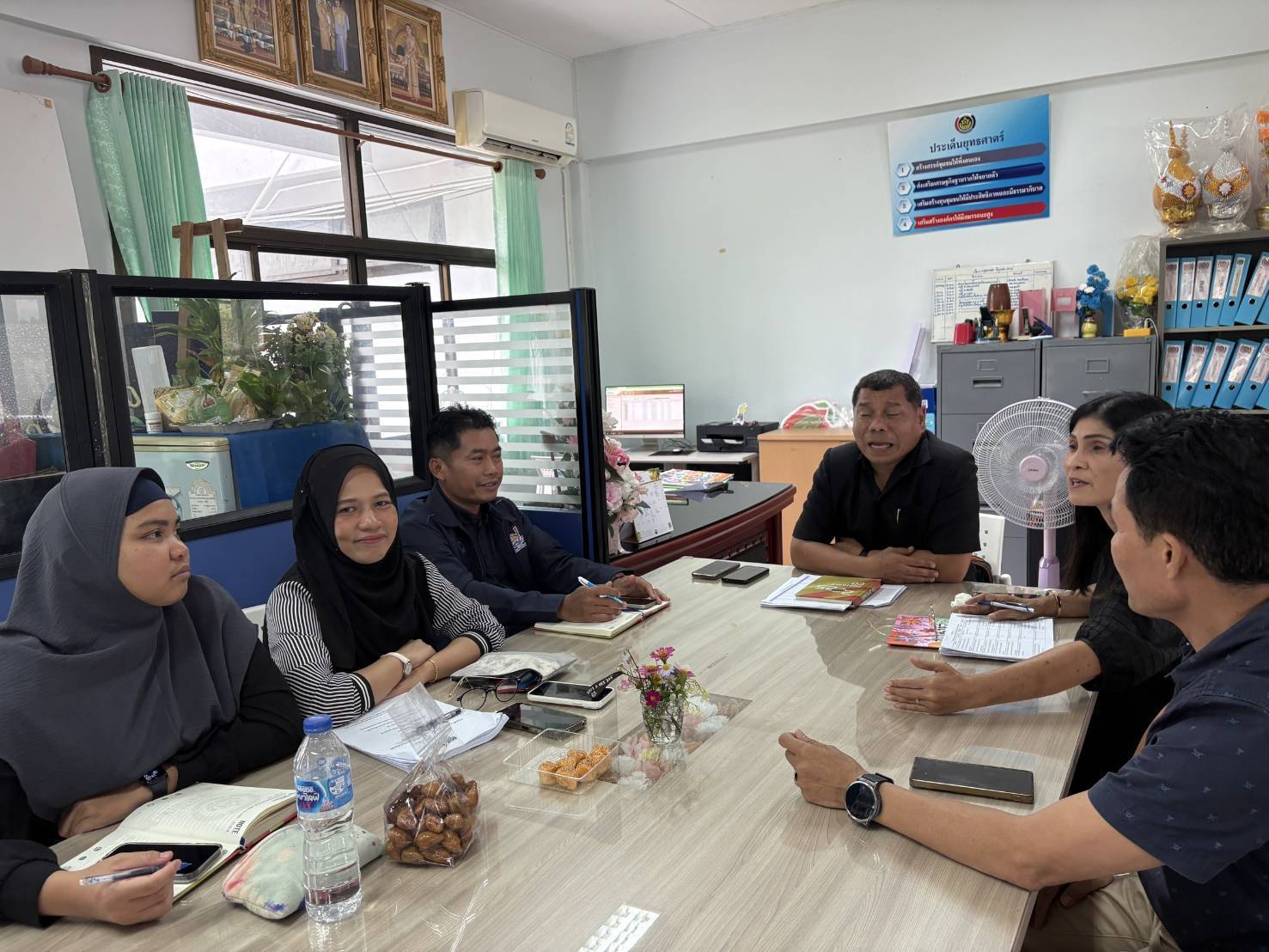  พช.กงหรา ร่วมรับการการติดตามการดำเนินงานยุทธศาสตร์กรมและการบริหารการจัดเก็บข้อมูล จปฐ. ปี2569