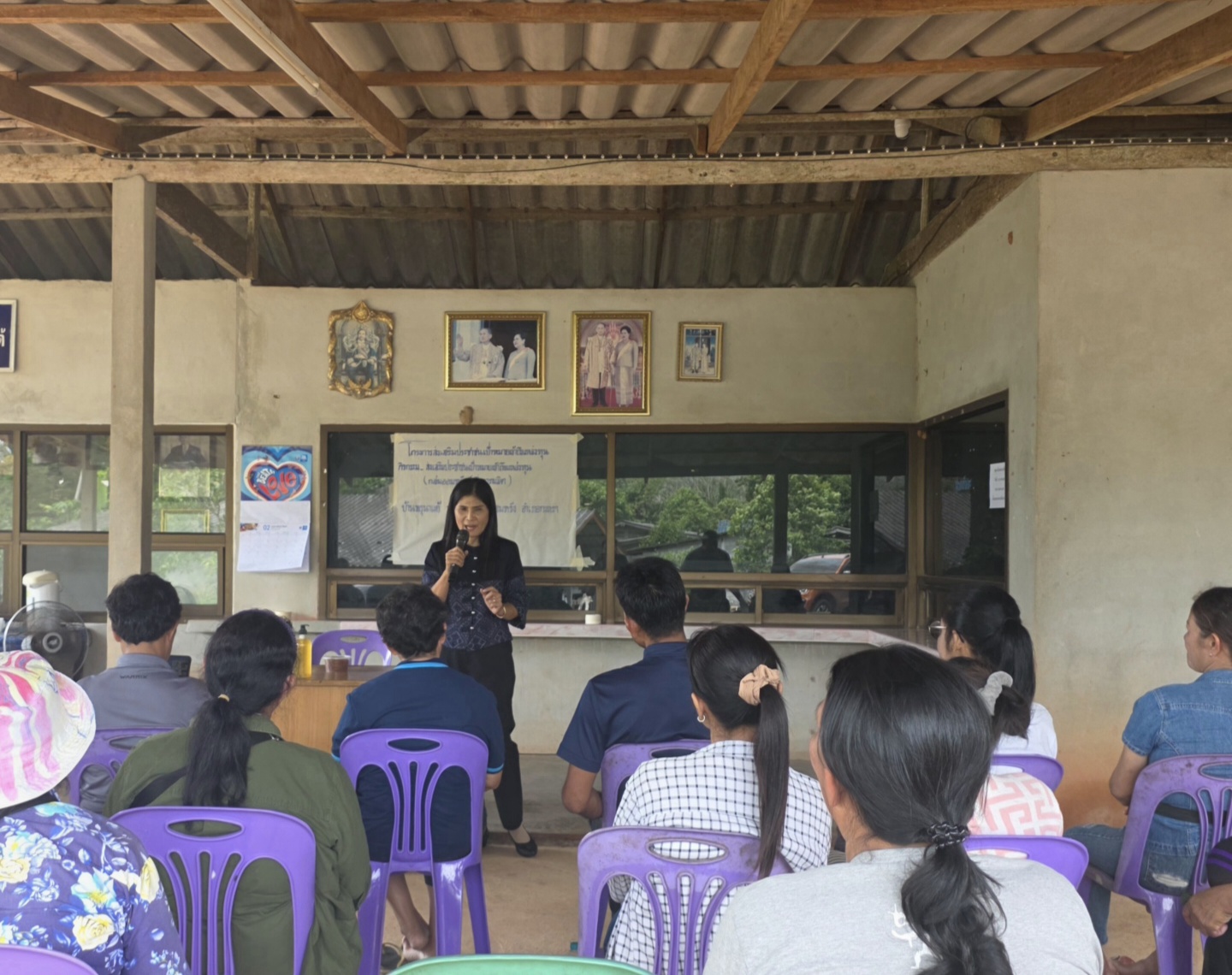  พช.กงหรา ดำเนินโครงการส่งเสริมประชาชนเป้าหมายเข้าถึงแหล่งทุน       